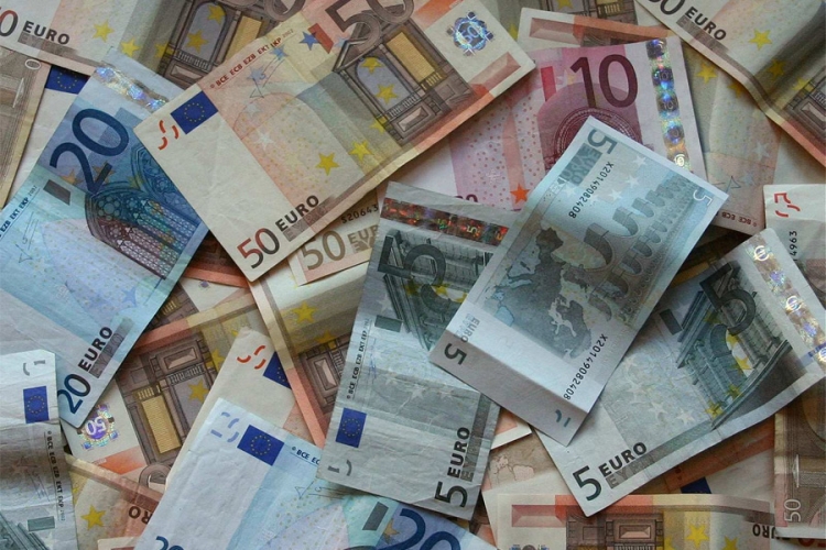 Primanja na prostoru bivše Juge: Najmanje plata u BiH, Makedoniji i Srbiji