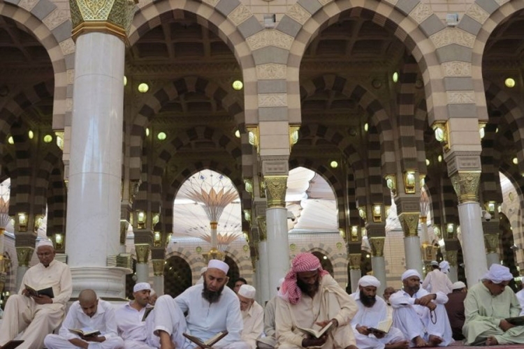 Silovao, teško mučio i ubio ćerku, a onda oslobođen: Saudijski imam pušten pošto je platio krvninu