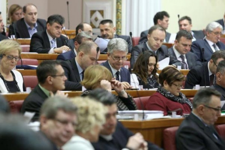 Most i SDP napustili sjednicu Sabora, prekinuto zasjedanje