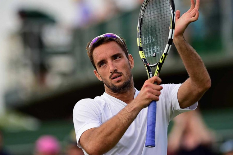 Troicki poražen na prvoj prepreci