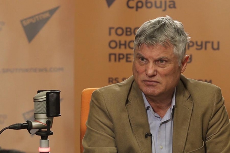 Lazanski: Povlačenje ruske vojske iz Sirije diplomatski potez
