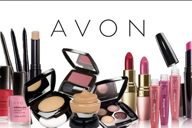 Avon otpušta 2.500 ljudi i seli se iz Njujorka u Veliku Britaniju