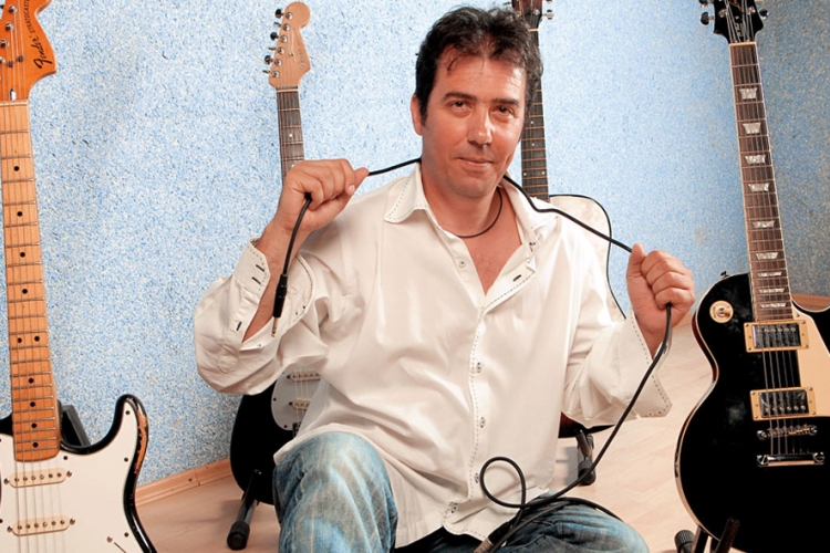 Zoran - Kiki Lesendrić za NEZAVISNE: Lijepe slučajnosti kreiraju muziku


