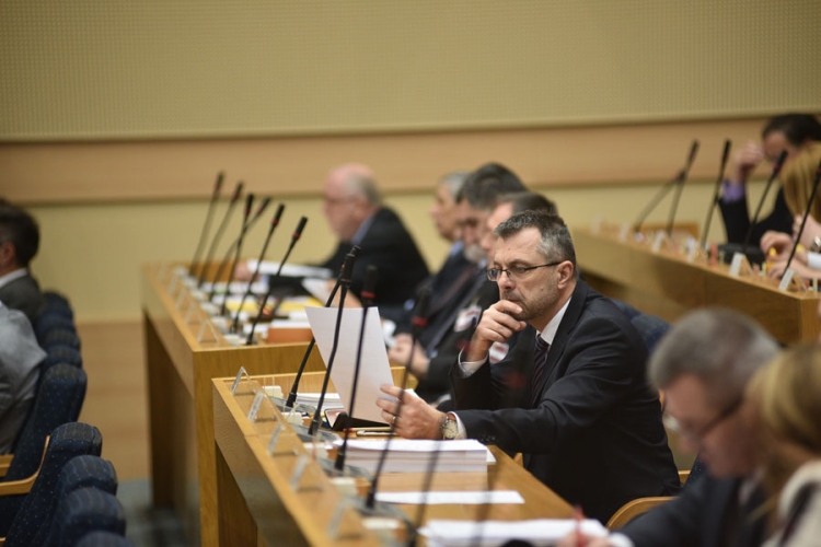 Rasprava o strategiji obrazovanja u NSRS: Medicina, pravo i prosvjeta ostaju kod privatnika?