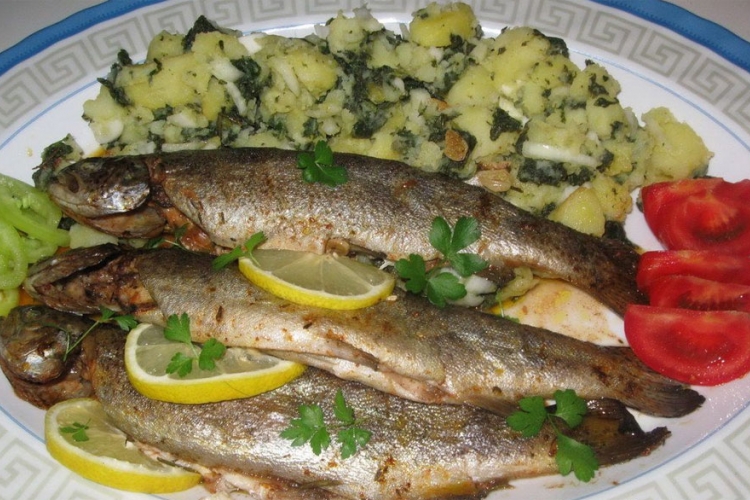 Pečena pastrmka iz rerne