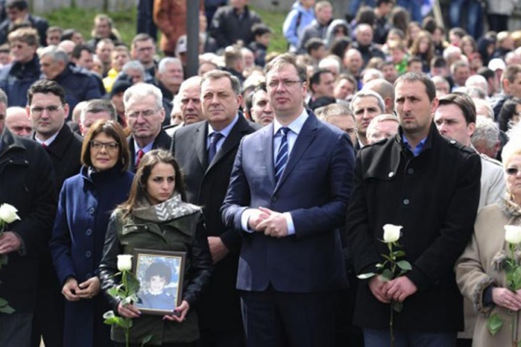 Vučić: NATO agresija bila je težak zločin