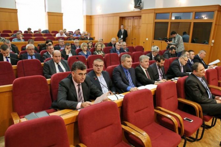 Trebinje: Opozicioni odbornici napustili sjednicu