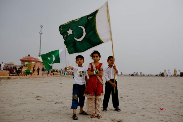 Bombaški napad u Pakistanu, žrtve većinom žene i djeca