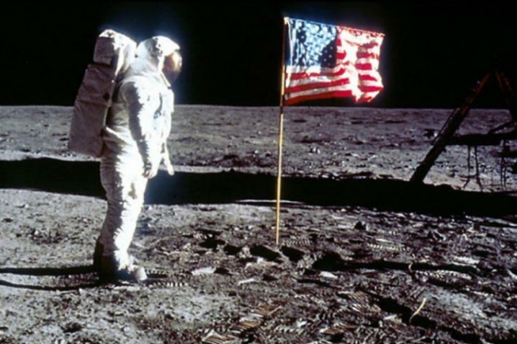 Šta se dogodilo sa američkim zastavama na Mjesecu