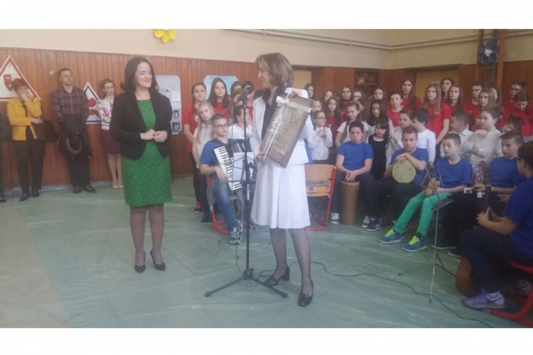 "Škole za mir" spojile Tuzlu i Banjaluku