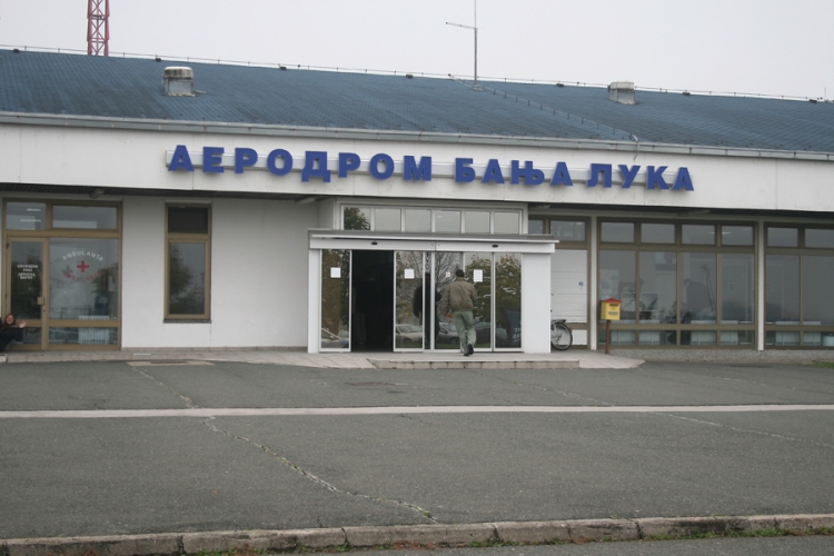Na snazi ljetni red letenja