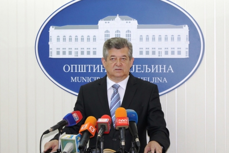 Mićić: Blokada računa politička odluka
