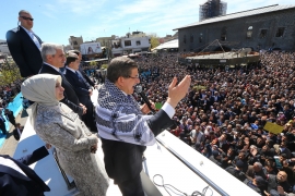 Davutoglu: Kurdi su naša braća