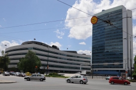 Traže da više troše na auta, telefone i ručkove