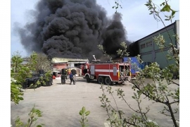 Vatra guta objekte u industrijskoj zoni Šejkovača