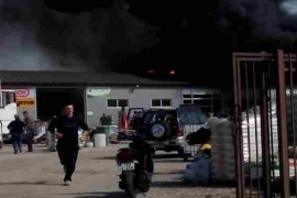 Požar u Sanskom Mostu podmetnut, uhapšeno jedno lice


