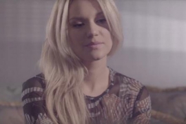 Lena Kovačević objavljuje album za inostrano tržište (VIDEO)