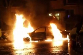 Haos u Montrealu: Vozila u plamenu, napadnuta policijska stanica (VIDEO)