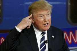 Donald Tramp u seksi božićnom kostimu (FOTO)