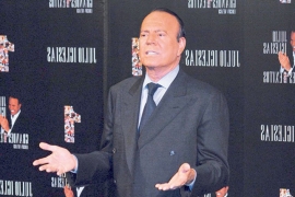 Hulio Iglesijas još nije upoznao Kurnjikovu