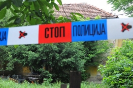 Ubio staricu, ranio njenu unuku, pa se zapalio