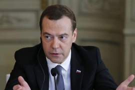 Medvedev: Nastavićemo da naoružavamo sukobljene strane u ...