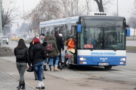 Obustavljeno izdavanje mjesečnih karata za prevoz učenika u RS