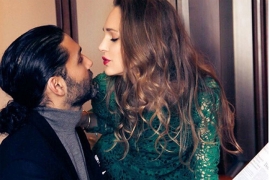 Zanosna manekenka Anika Božić u zagrljaju arapskog biznismena (FOTO)