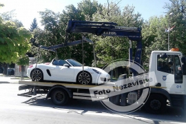 Nemilosrdni "pauk" u Banjaluci ne oprašta ni vozaču poršea