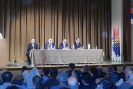 Bosić: Ne može se živjeti od kredita