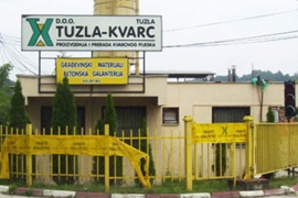 Radnici Tuzla Kvarca zaključali se u firmi