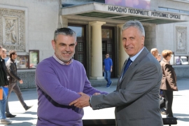 Hypo banka uz Narodno pozorište RS: Potpisan ugovor o sponzorstvu
