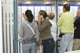 Na evidencijama službi zapošljavanja u BiH 530.370 osoba