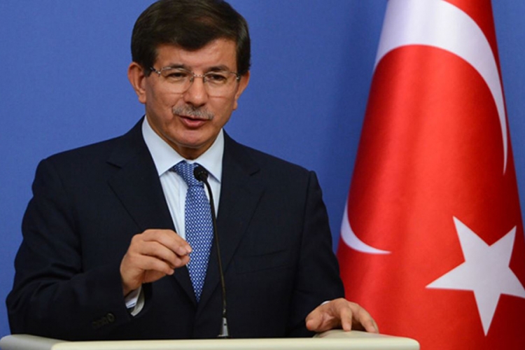 Davutoglu: Sporazum EU-Turska stupiće na snagu u ponedeljak