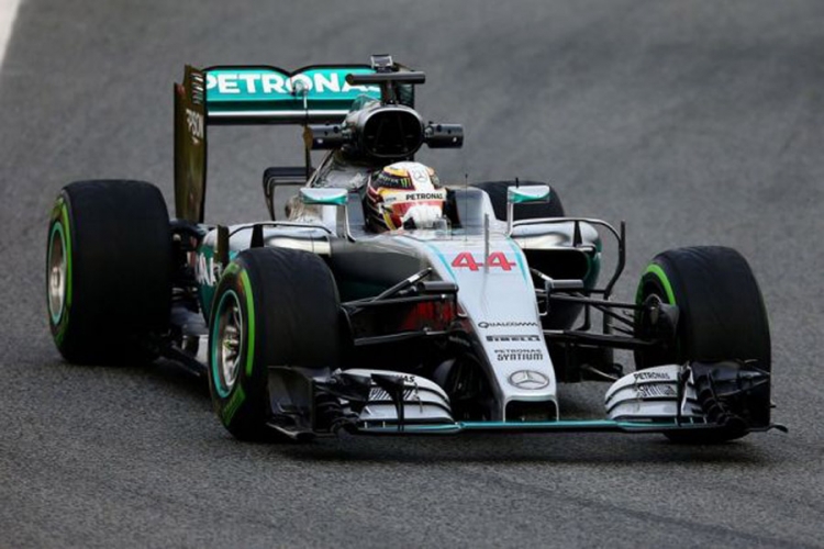 Mercedes i Daimler smatraju da je kvačilo uzrok loših startova