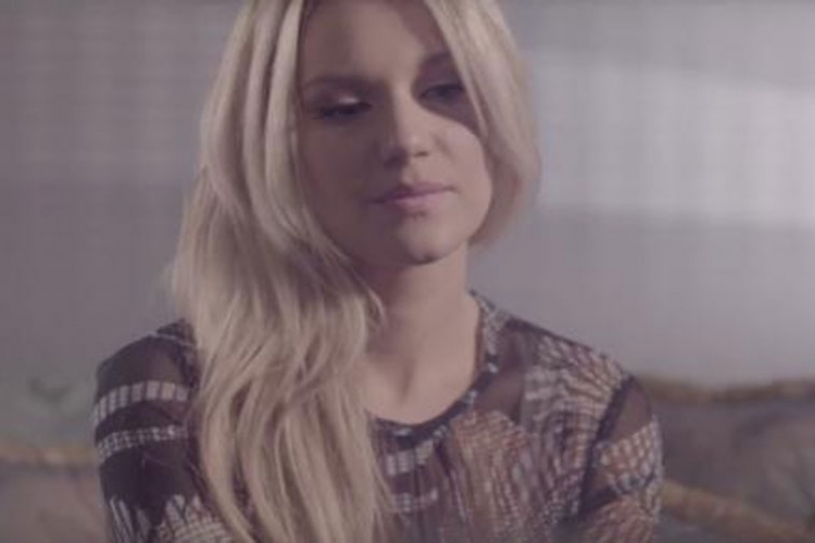 Lena Kovačević objavljuje album za inostrano tržište (VIDEO)