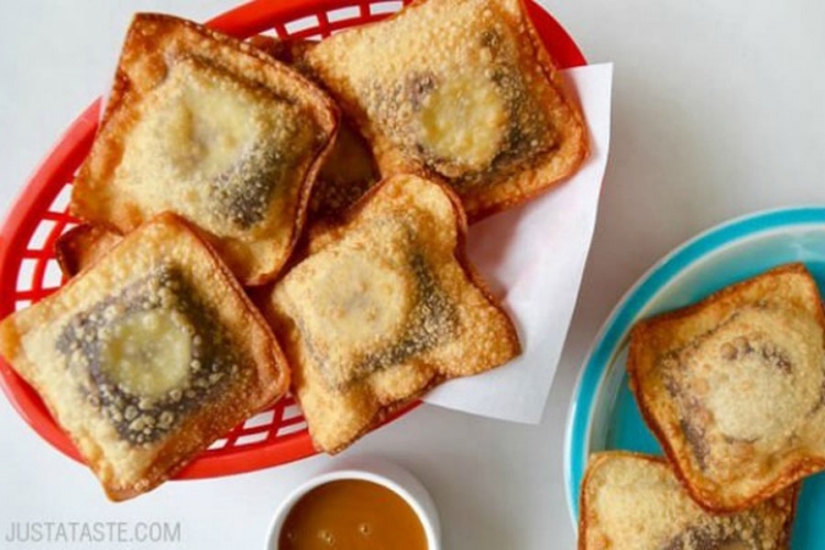 Brzi desert sa čokoladom i bananom (VIDEO)