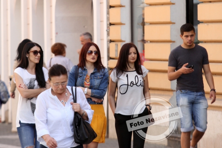 Sunce izmamilo banjalučke ljepotice (FOTO)