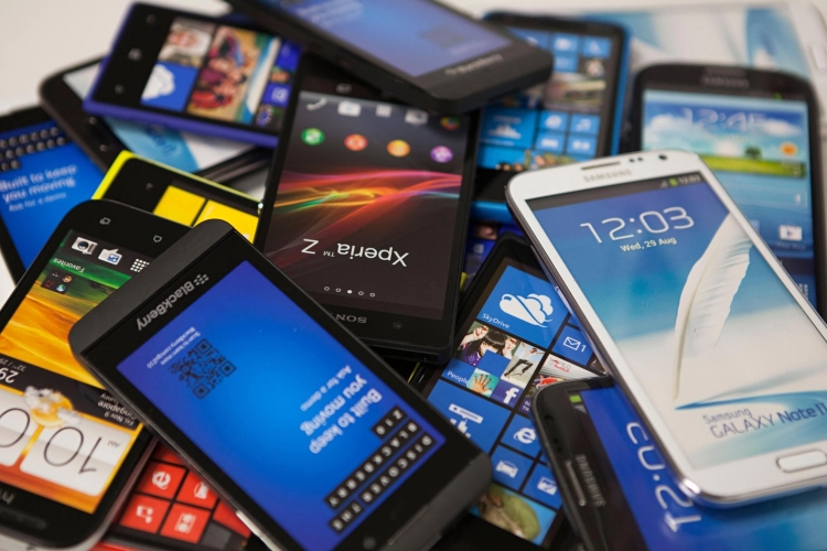 Koliko bi trebalo da koštaju pametni telefoni?