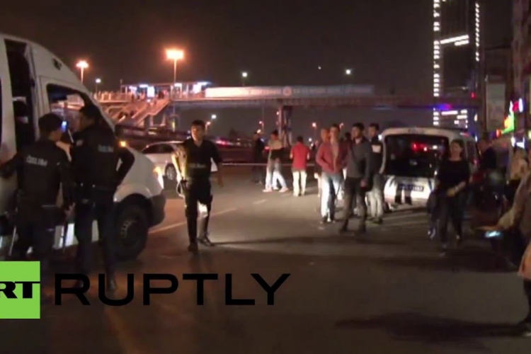 Istanbul: Tri osobe povrijeđene u eksploziji bombe (VIDEO)