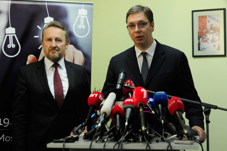 Vučić nakon sastanka sa Izetbegovićem: Bošnjaci u srpske, a Srbi u bošnjačke cipele