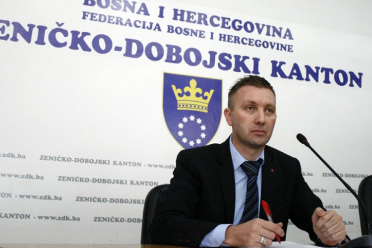 V.d. direktora Zavoda zdravstvenog osiguranja ZDK krenuo u čistku


