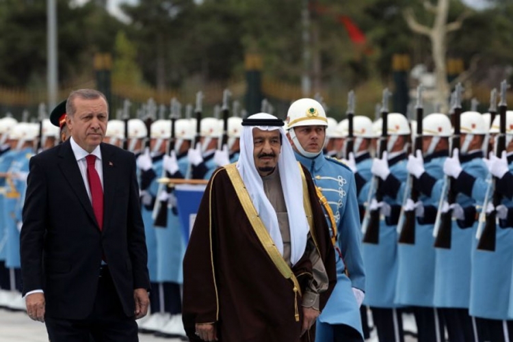 Erdogan dočekao saudijskog kralja uz zvuke ruskog vojnog marša (VIDEO)


