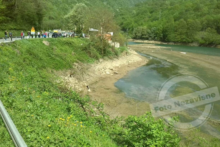 Vozilo sletjelo u Vrbas, u toku potraga za vozačem