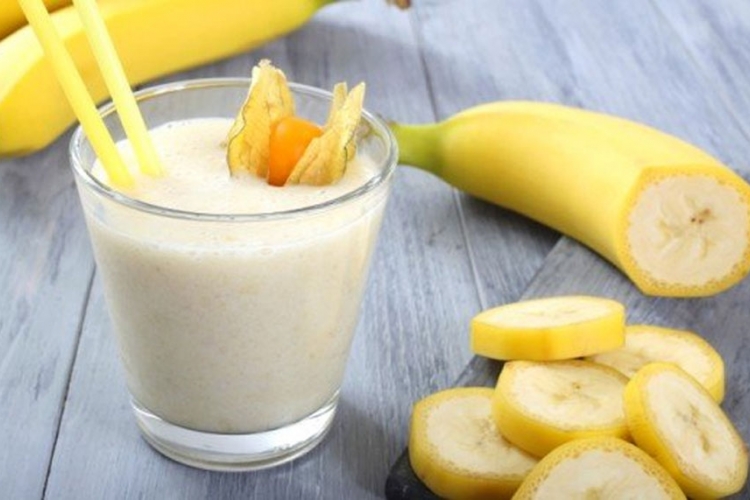 Energetska bomba: Napitak od banana i meda 