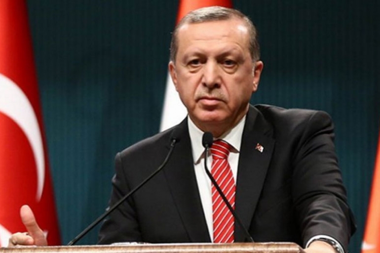 Erdogan: Nismo i nećemo biti robovi nikome osim Bogu