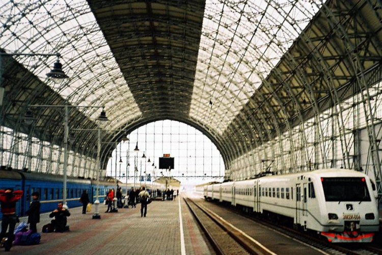Više od  600 ljudi evakuisano sa željezničkog terminala
