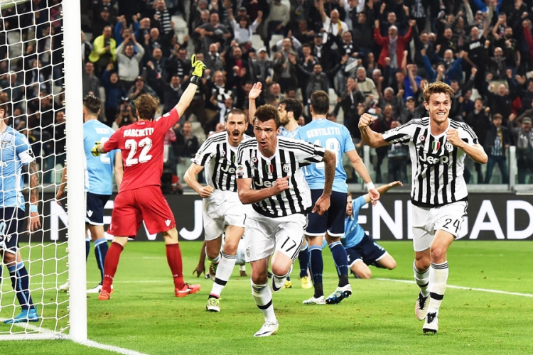 Juve sigurno korača ka tituli, Toti za preokret