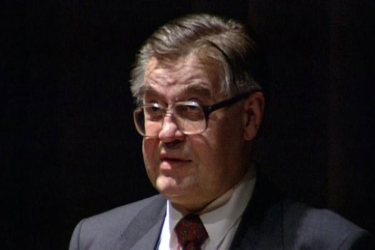 Preminuo Hans Košnik, njemački diplomata 