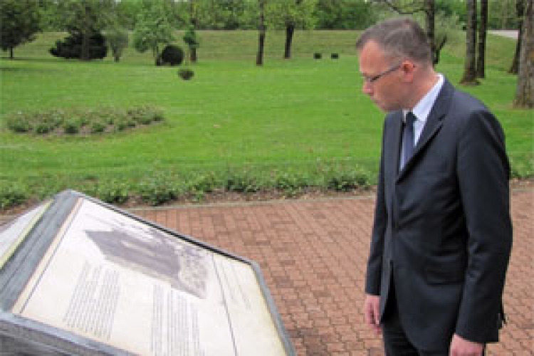 Hasanbegović isprozivao Srbe i Jevreje: Odgovorni su oni koji bojkotuju državnu komemoraciju